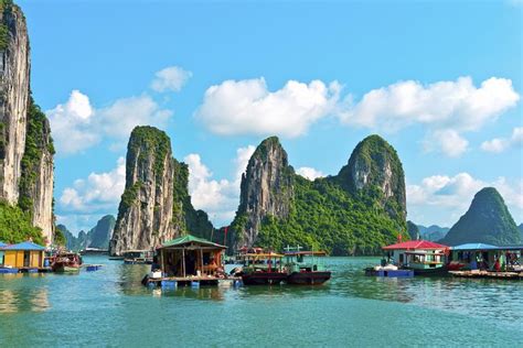 Hanoi 3-Night Tour Including Halong Bay Overnight Cruise 2024