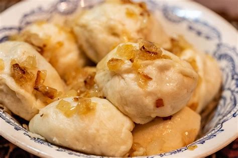 Dumplings with potatoes in plate - Creative Commons Bilder