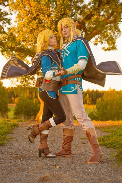 Cosplay Zelda and Link by Disharmonica on DeviantArt