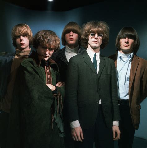 Discoteca Básica Bizz #051: The Byrds - Younger Than Yesterday (1967)