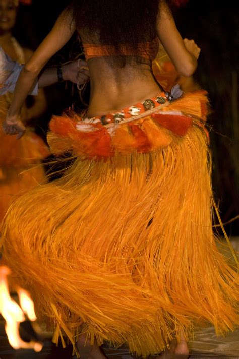 Vahine (avec images) | Danse polynésienne, Costumes tahitiens, Culture polynésienne