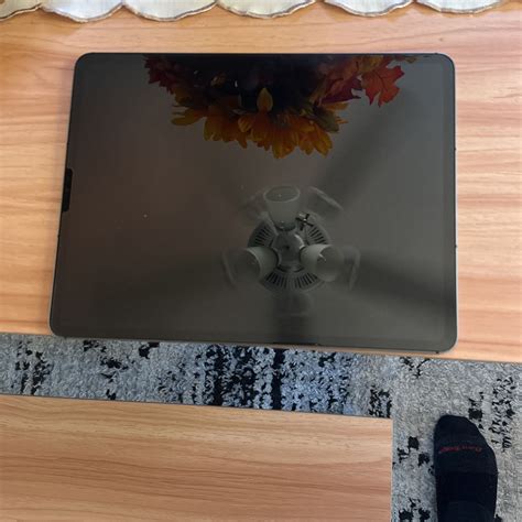 iPad Pro 5th Gen 256gb for Sale in Milford, CT - OfferUp