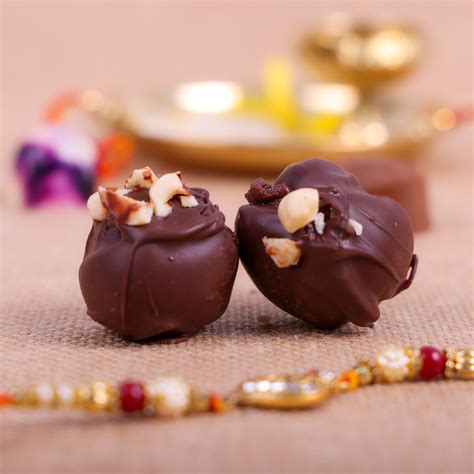 Rakhi With Chocolates | Raksha Bandhan Chocolate Box | Rakhi Chocolate ...