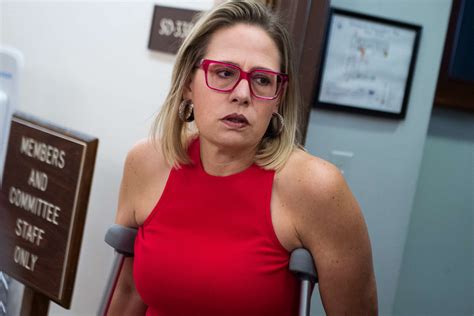 Sen. Kyrsten Sinema claps back after chased into bathroom by pro-Biden agenda protesters - ABC News