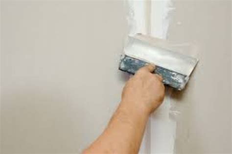 7 Drywall Taping DIY Tips For Giving Your Walls Newer Look