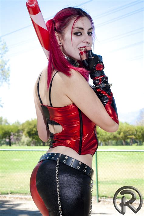 Harley Quinn Cosplay - Gallery | eBaum's World