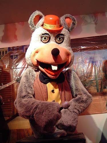 Chuck E. Cheese PTT Cyberamic Animatronic (1979-2001) - Chuck E. Cheese ...