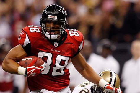 Tony Gonzalez injury: Falcons TE returns to practice - SBNation.com