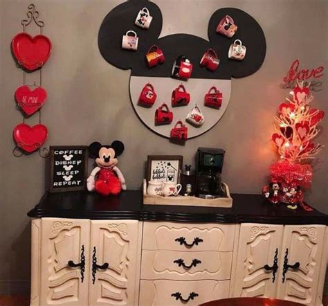 50+ Disney-Inspired Home Decor Ideas for Mickey Mouse Fans - Dengarden