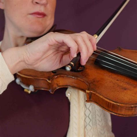 How to Hold a Violin Bow: 3 Easy Steps and 5 Bowing Exercises - Violin Lounge