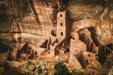 What the Cliff Dwellings of Mesa Verde Tell Us about the Ancient Ones