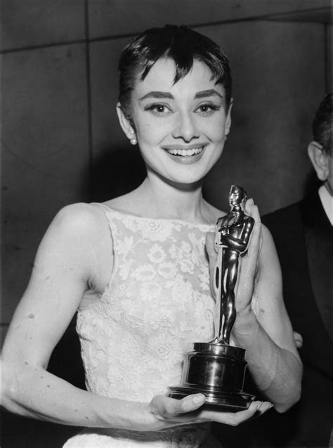 26th Academy Awards - 1954: Best Actress Winners - Oscars 2020 Photos ...