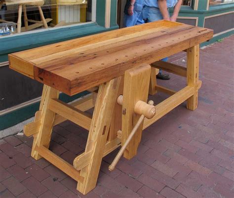 Diy Portable Woodworking Bench : Portable Benches for Servicemen ...