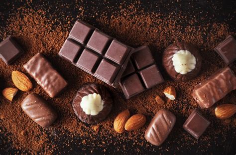 A Healthy Substitute for Chocolate: 5 Tasty Alternatives