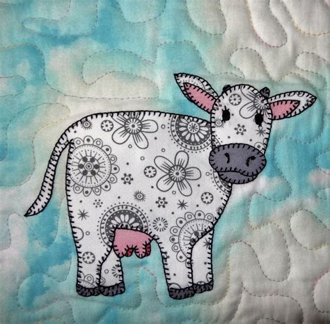 Cow PDF applique quilt block pattern farm animal applique