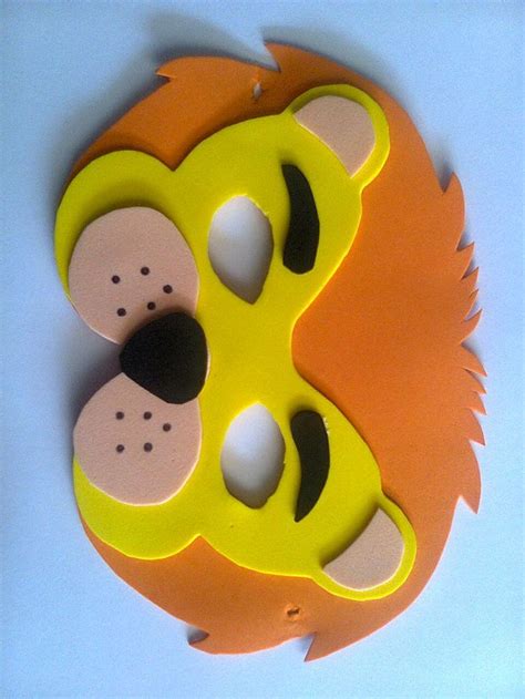 mascara leon | Goma eva | Pinterest | Mascaras Masks Crafts, Foam ...