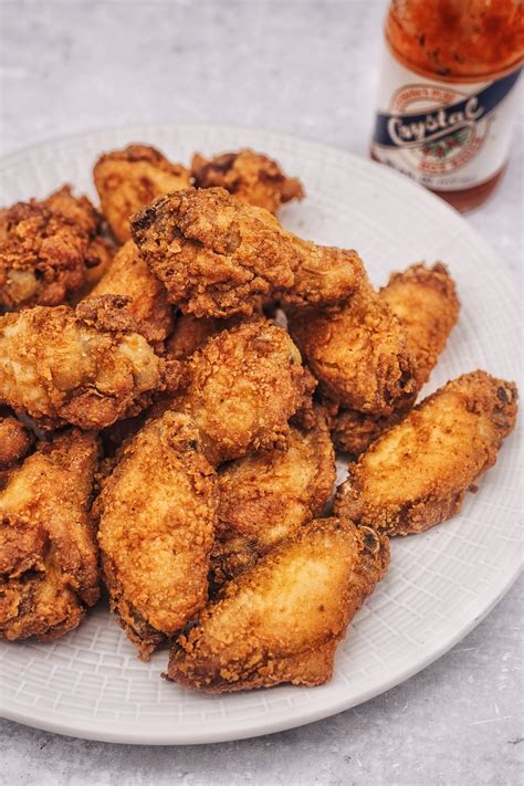 Crispy Fried Chicken Wings Recipe - Coop Can Cook