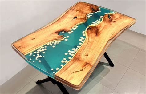 River View Epoxy Resin Hard Wood Dining Table With Metal Base And Thickness Of 1.5 Inch at Best ...