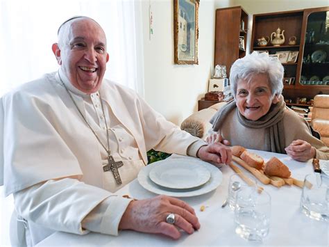 Visiting his family, pope celebrates feast of Christ the King - Arlington Catholic Herald