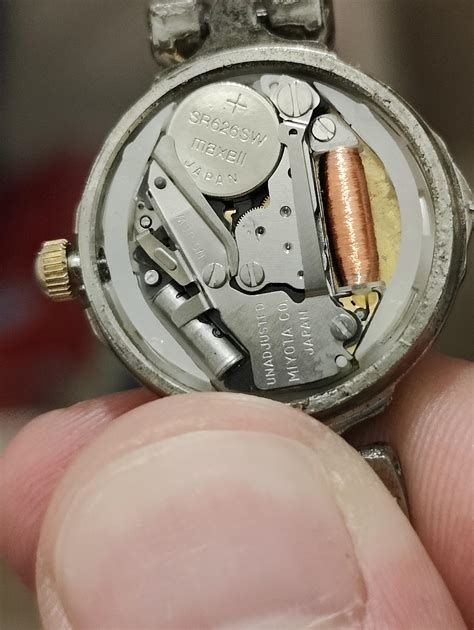 Ladies watch movement identification : r/watchrepair