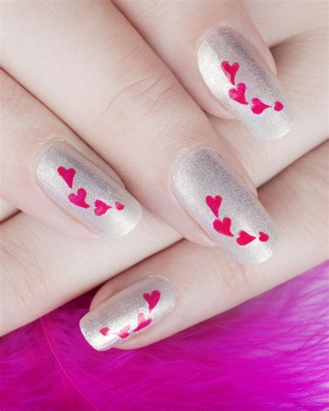25 Best Valentine's Day Nail Designs and Ideas of 2023