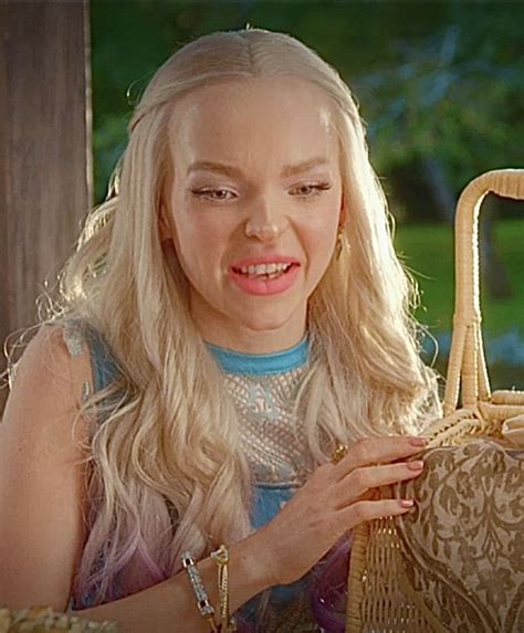 #descendants #descendants2 #descendants3 #mal #disney #villains #ディセンダント #マル #dovecameron ...