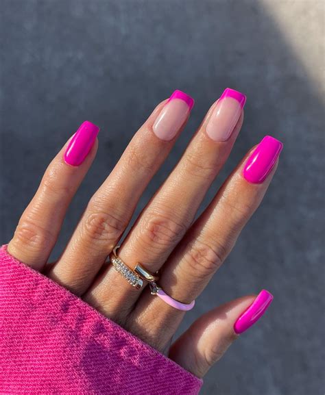 10 Bright Summer Nails To Try This Season | The Everygirl