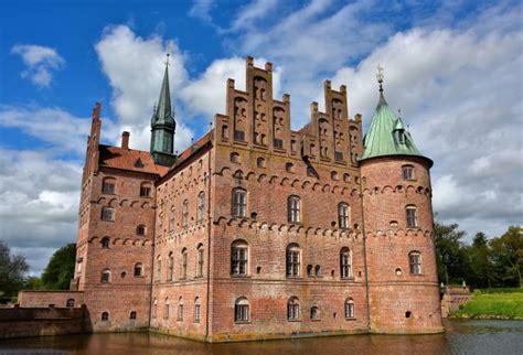 Egeskov Castle, Denmark Travel Guide - Encircle Photos