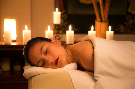 Benefits of Aromatherapy Massage - Wellness Blog