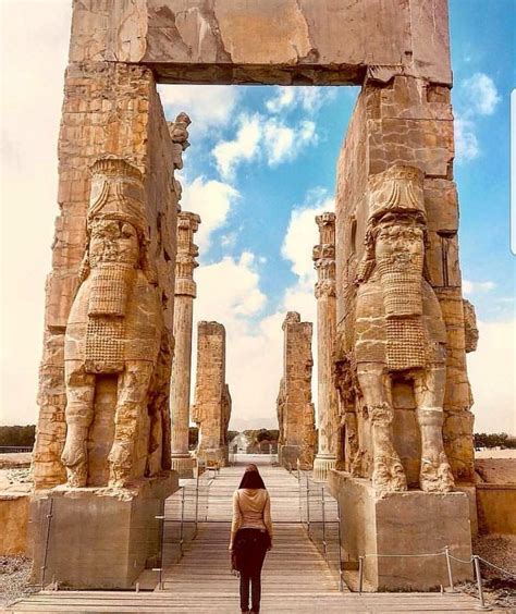 Persepolis Iran | Shiraz iran, Iran pictures, Iran travel