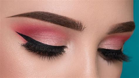 Pink Eye Makeup Tutorial For Beginners | Makeupview.co