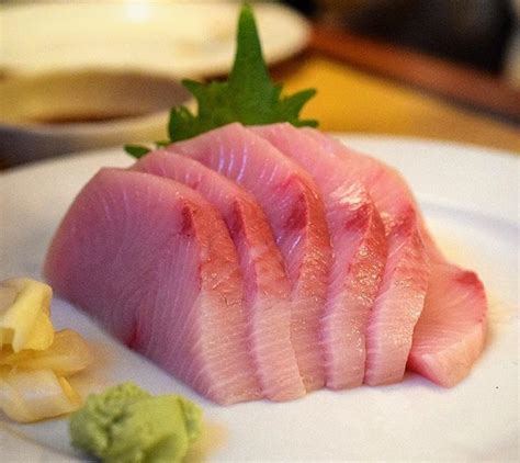 Huge slabs of Yellowtail Sashimi at Sushi Town. Sashimi, Nigiri, Asian Recipes, Ethnic Recipes ...