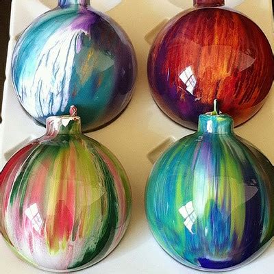 Happy Hour: A Daily Shot of Life & Love: DIY: Acrylic Glass Ornaments