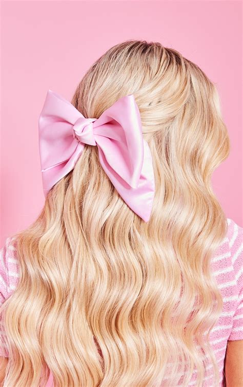 Baby Pink Satin Oversized Bow Hair Clip | PrettyLittleThing