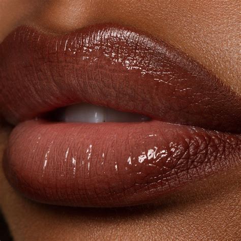 Glossy Lips Makeup, Lipstick For Dark Skin, Brown Skin Makeup, Brown Lipstick, Makeup Lips ...