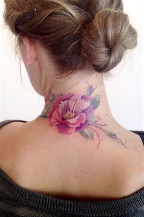 Eleven Reasons to Want a Floral Tattoo. | Tatuaggi dietro al collo, Tatuaggi immagini, Tatuaggi ...