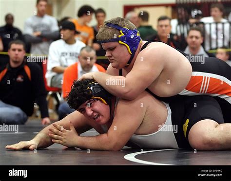 Heavyweight wrestlers during a high school tournament in Connecticut Stock Photo: 30850160 - Alamy