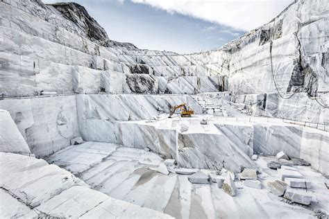 Carrara marble | Carrara, Stone quarry, Carrara marble