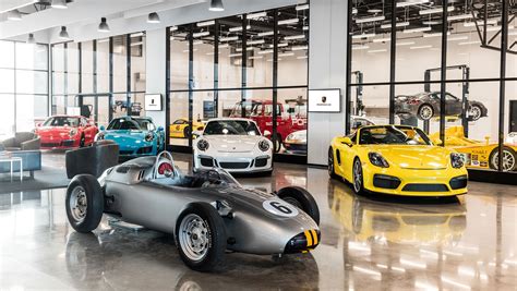 high_porsche_experience_center_los_angeles_2016_porsche_ag-1 - THE ...