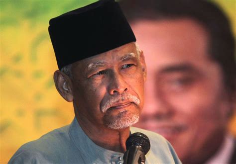 Former IGP Musa Hassan appointed to Universiti Sains Islam board of ...