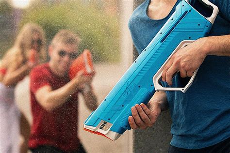 10 Best Water Guns For Grown-Ups | HiConsumption