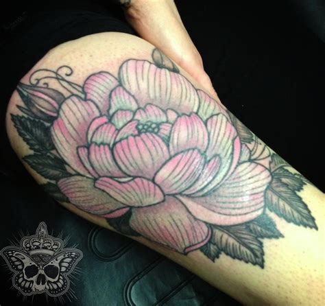 inkyknuckles:cabbage-rose-flower-girly-tattoo