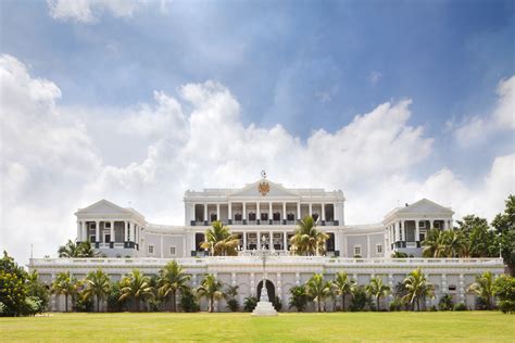 Top Ten Things to Love at Taj Falaknuma Palace | The Tiny Traveller's Top Ten