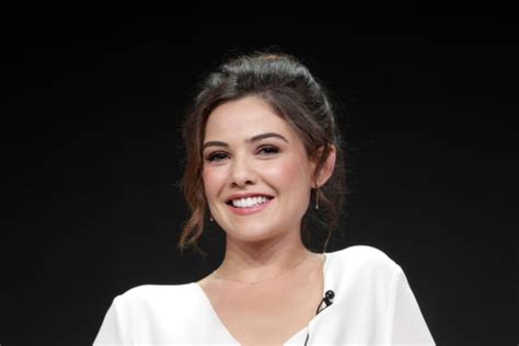 Danielle Campbell Tell Me a Story - TV Fanatic