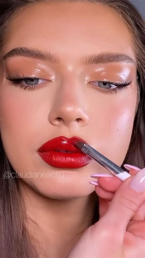 Red Lipstick Makeup Looks, Day Makeup Looks, Red Makeup, Makeup Looks Tutorial, Makeup With Red ...