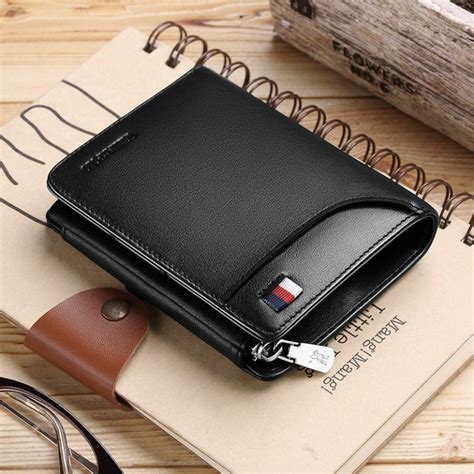 Genuine Leather Luxury Bifold Wallets for Men | Best Wallets for Men