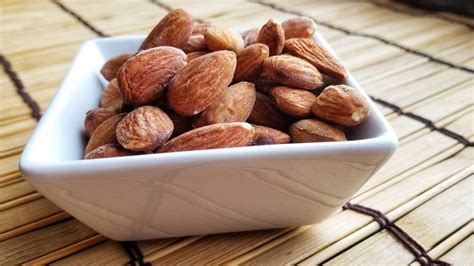 Roasted Salted Almonds - Simple Comfort Food