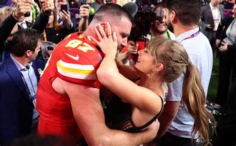 Travis Kelce, Taylor Swift Seal Their ‘Love Story’ With a Kiss at Super ...