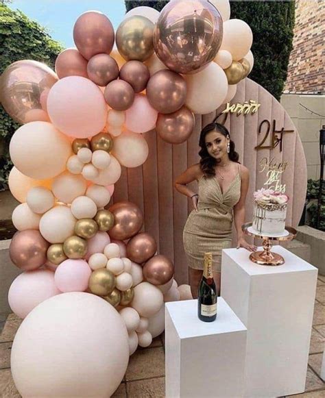 Pin by Deimar Salcedo on Barbie | Birthday balloon decorations, 21st birthday decorations, 18th ...