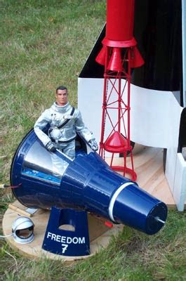 Eastside Astro-Blog: On the topic of very large model rockets....